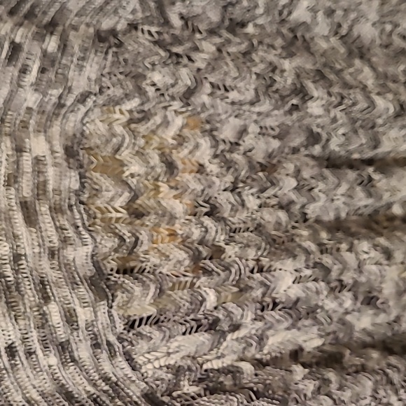 New Directions Women's Black and White Sweater Shrug with scalloped hem size 2X - Picture 4 of 8